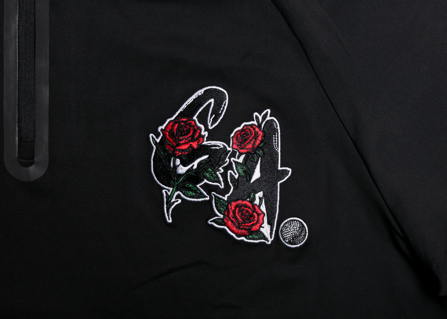 Bladed Collar Polo Black (Rose GA)