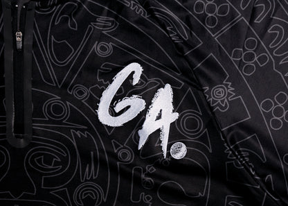 Bladed Collar Polo Black/Black Calendario